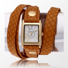 欧美流行钮钉长皮带女士手表W50036L